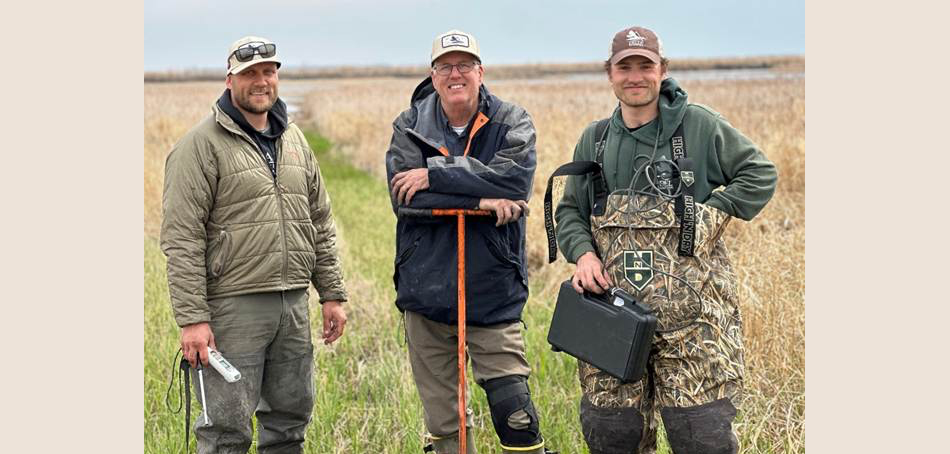 Dr. Fowler (left); Dr. Nyman (center) and graduate student Braden Bodin.